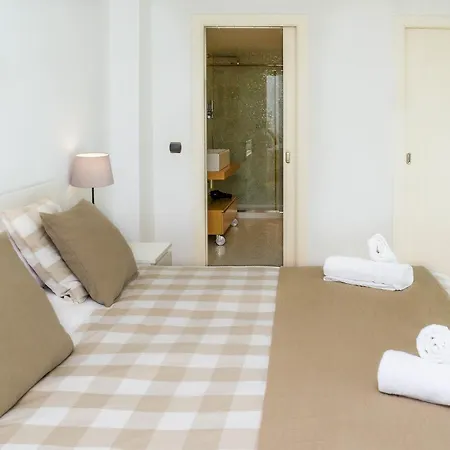 Apartup Campanar Park * Valencia